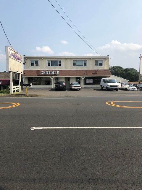 Tiny photo for 910 Boston Post Road #3, West Haven, CT 06516 (MLS # 24145558)