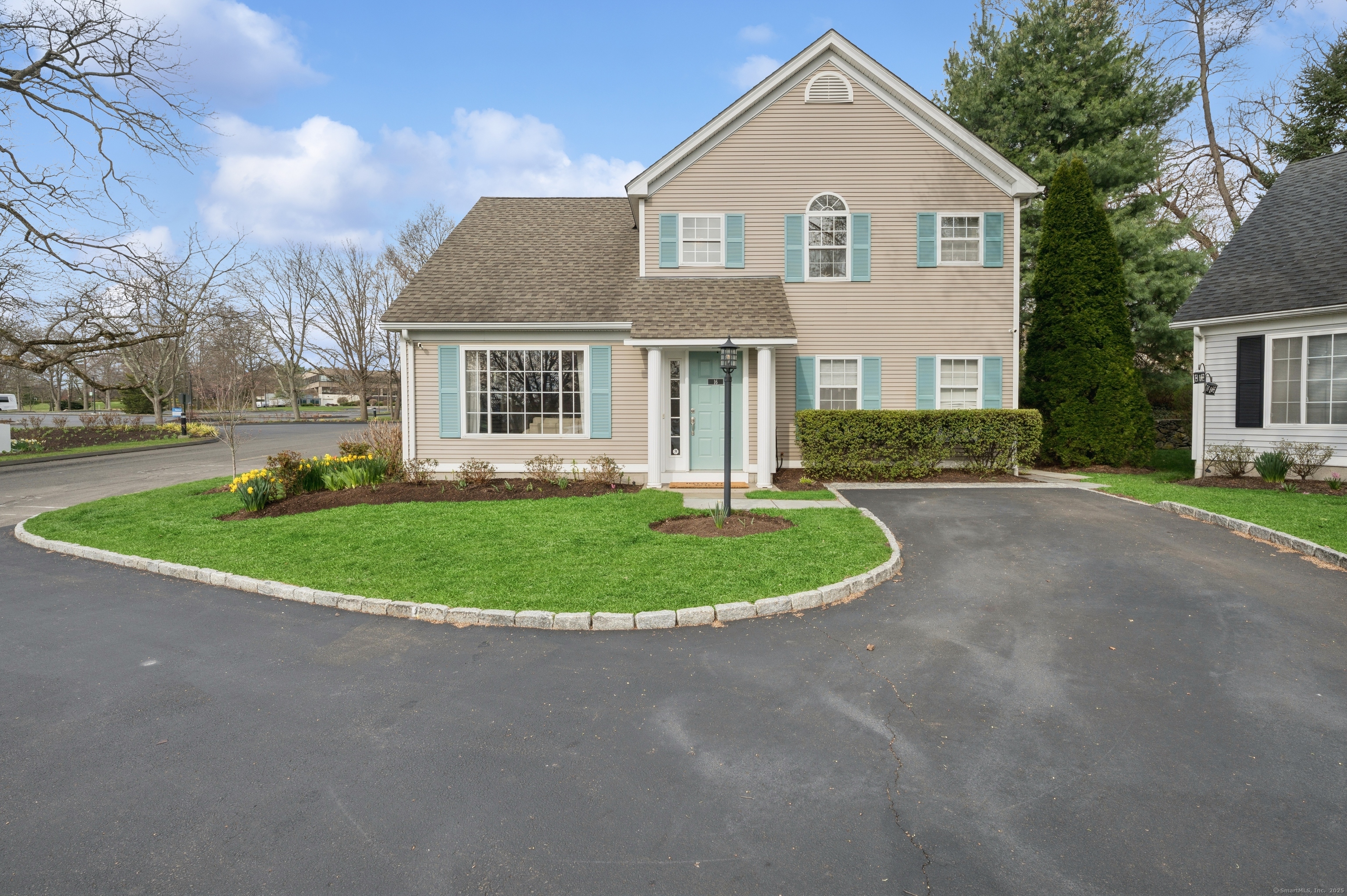 49 Top Gallant Road #16, Stamford, Connecticut image 1