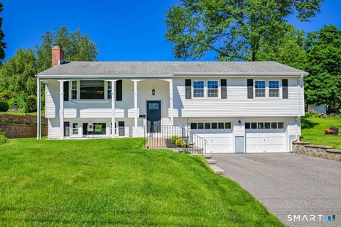 Homes For Sale - 129 Midwell Road<br/> Wethersfield, CT 06109
