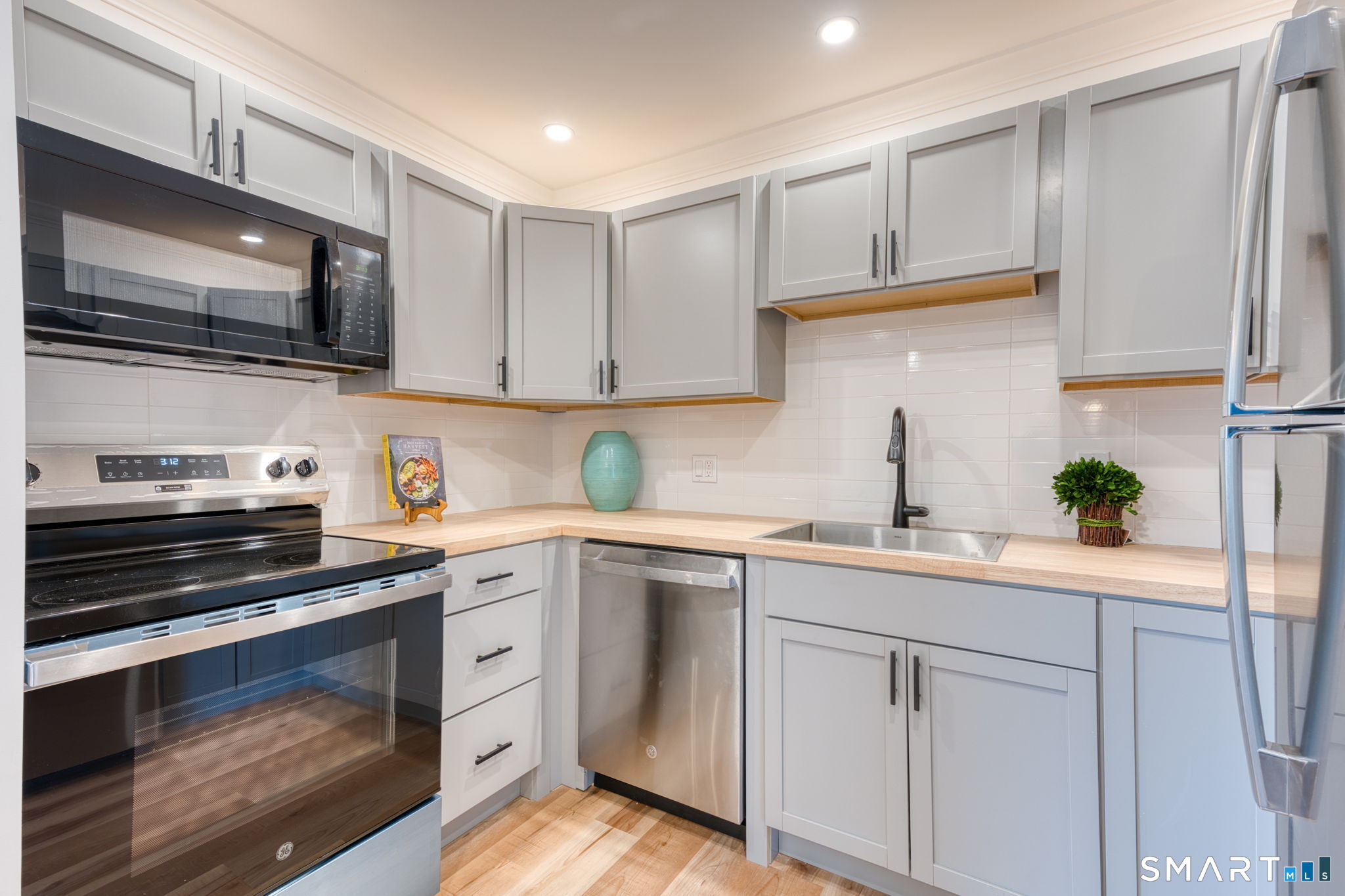 443 East Mitchell Avenue 443