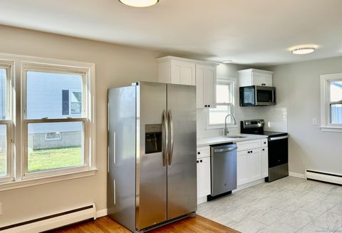 Tiny photo for 12 Burgess Place, Groton, CT 06340 (MLS # 24143517)