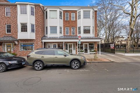 Tiny photo for 229 Wooster Street #2R, New Haven, CT 06511 (MLS # 24144707)