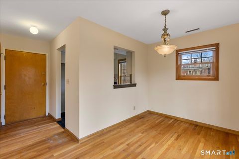 Tiny photo for 229 Wooster Street #2R, New Haven, CT 06511 (MLS # 24144707)