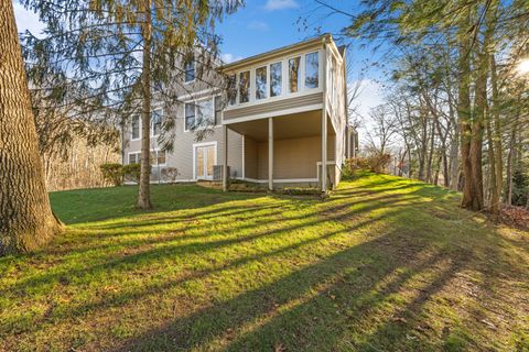 Tiny photo for 462 Castle Glenn, Cheshire, CT 06410 (MLS # 24142979)