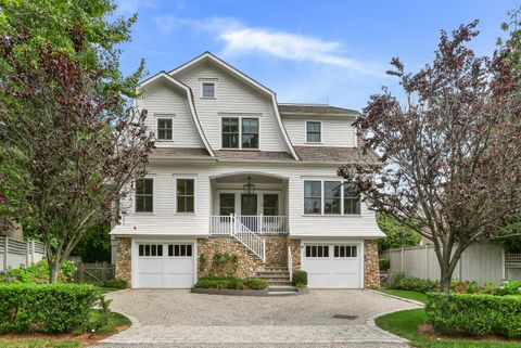 Photo of 28 Norwalk Avenue, Westport, CT 06880 (MLS # 24132996)