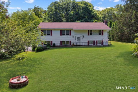 Homes For Sale - 129 Elm Ridge Road<br/> Stonington, CT 06379