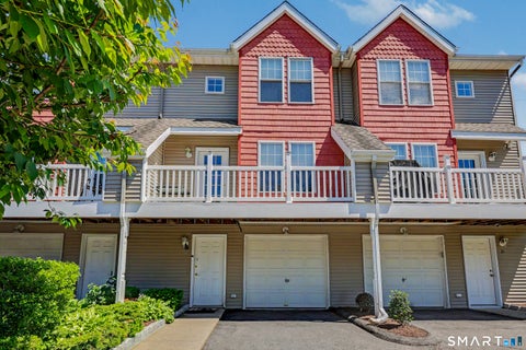 Condo For Sale - 22 Miranda Lane #22<br/> Stratford, CT 06615