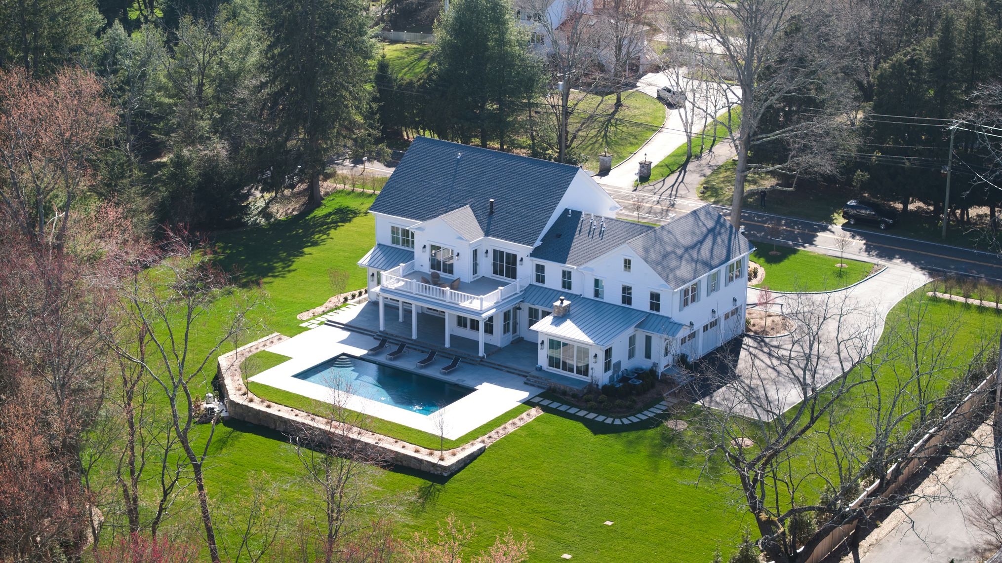 Property for Sale at 39 Maple Avenue, Westport, Connecticut - Bedrooms: 6 
Bathrooms: 8 
Rooms: 16  - $5,199,000
