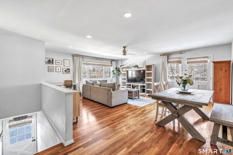 245 Unquowa Road APT 6 Fairfield CT 06824