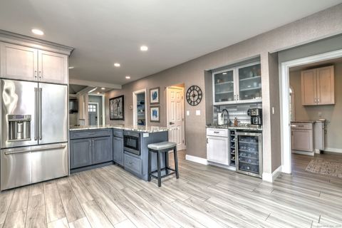 Tiny photo for 131 6th Avenue, Milford, CT 06460 (MLS # 24141331)