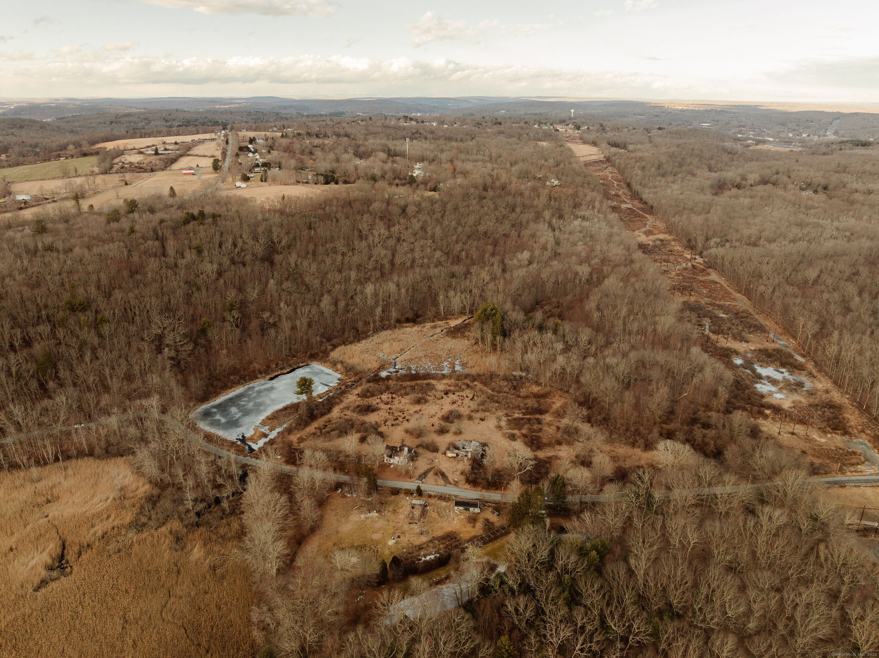 215 Wawecus Hill Road, Norwich, Connecticut image 13