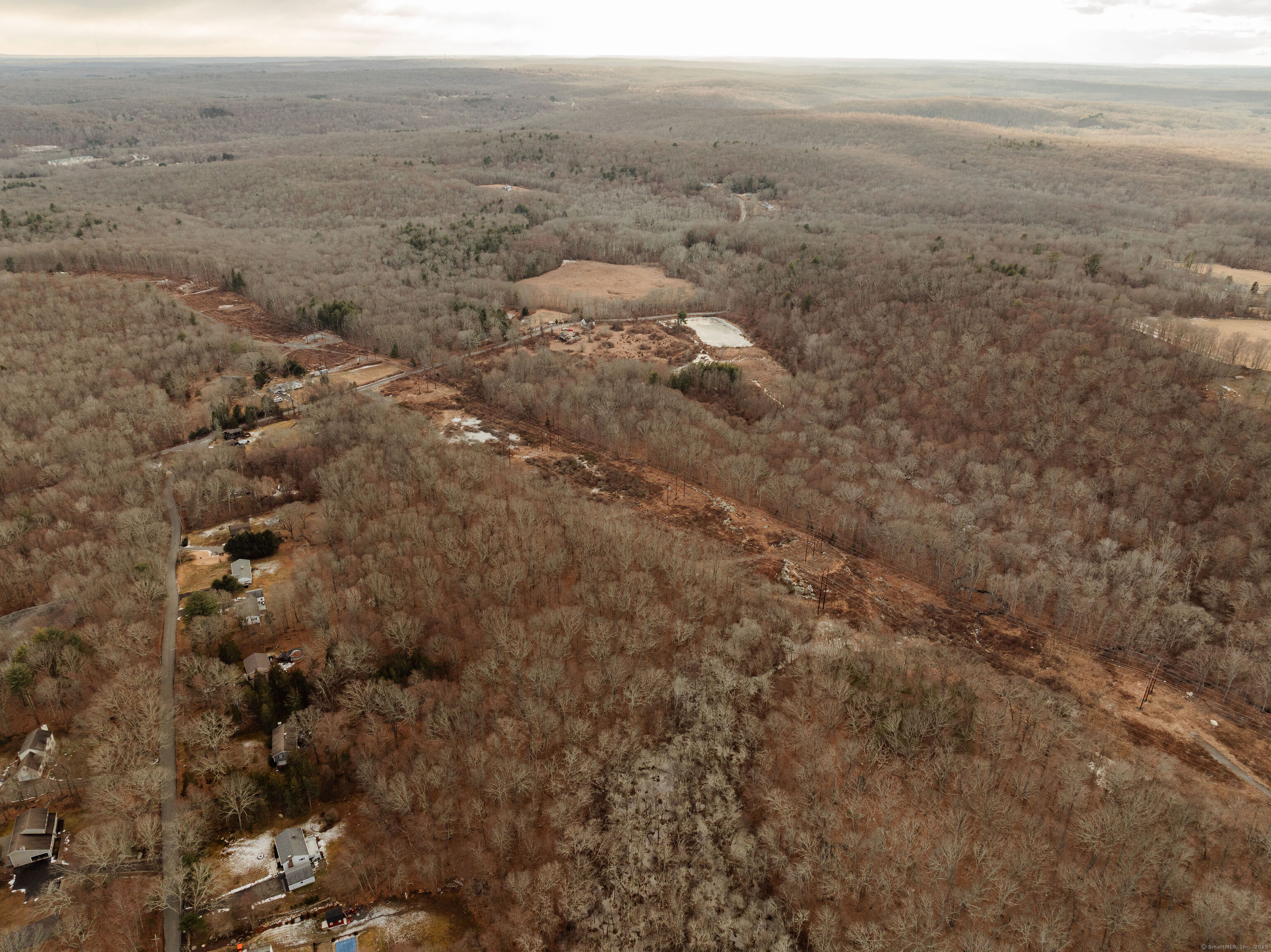 215 Wawecus Hill Road, Norwich, Connecticut image 16