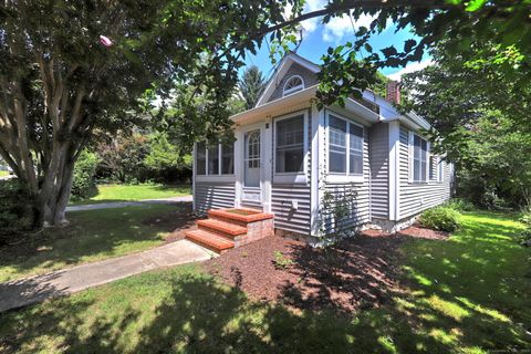 A home in Clinton