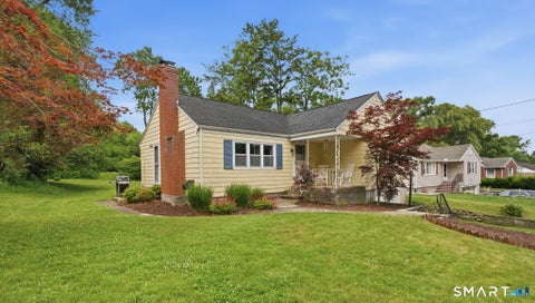 Photo of 15 Scarborough Road, Windsor, CT 06095 (MLS # 24185440)