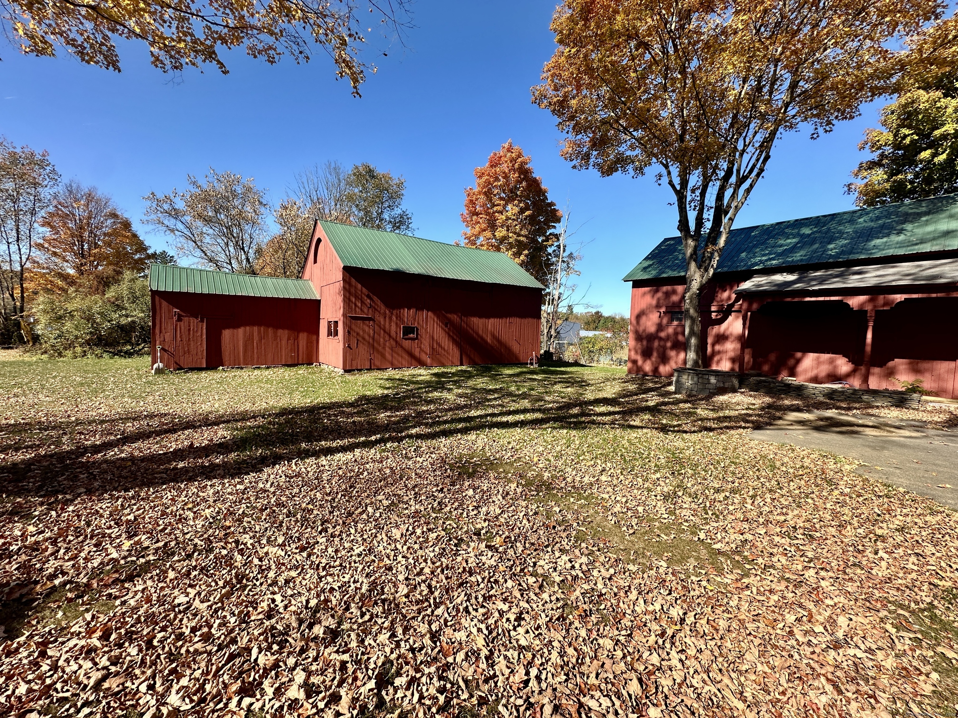 27 Middle Quarter Road