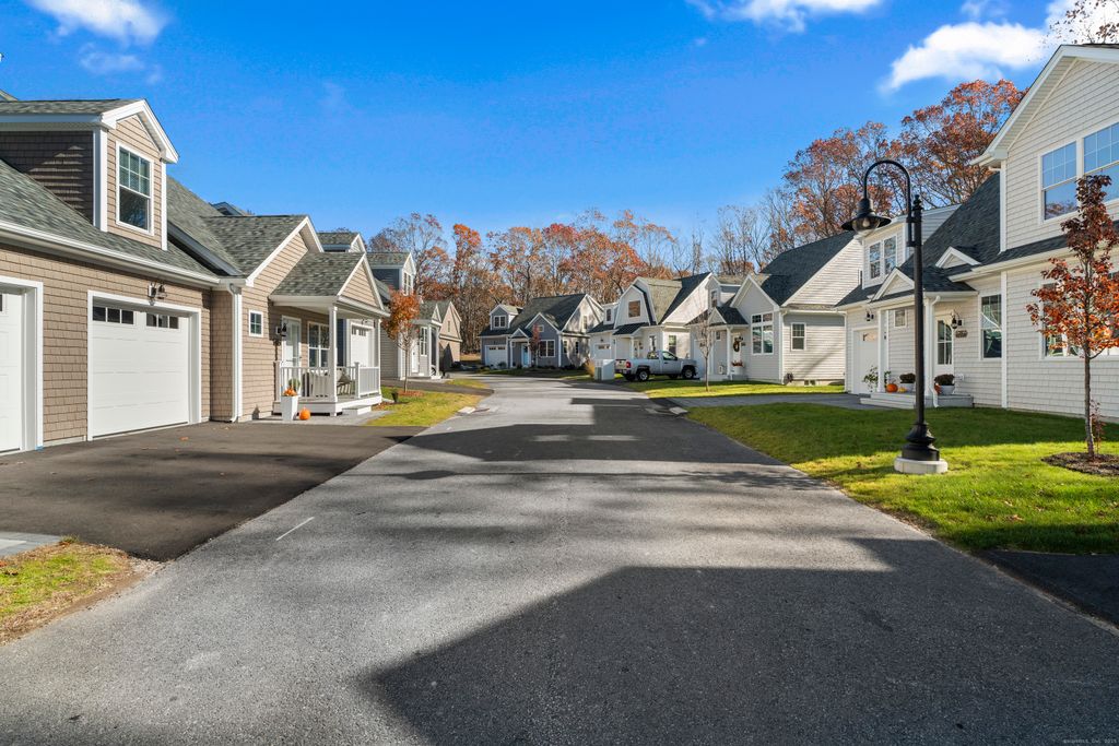 Photo of 7 Ivy Hill Road #7, Waterford, CT 06385 (MLS # 24139809)