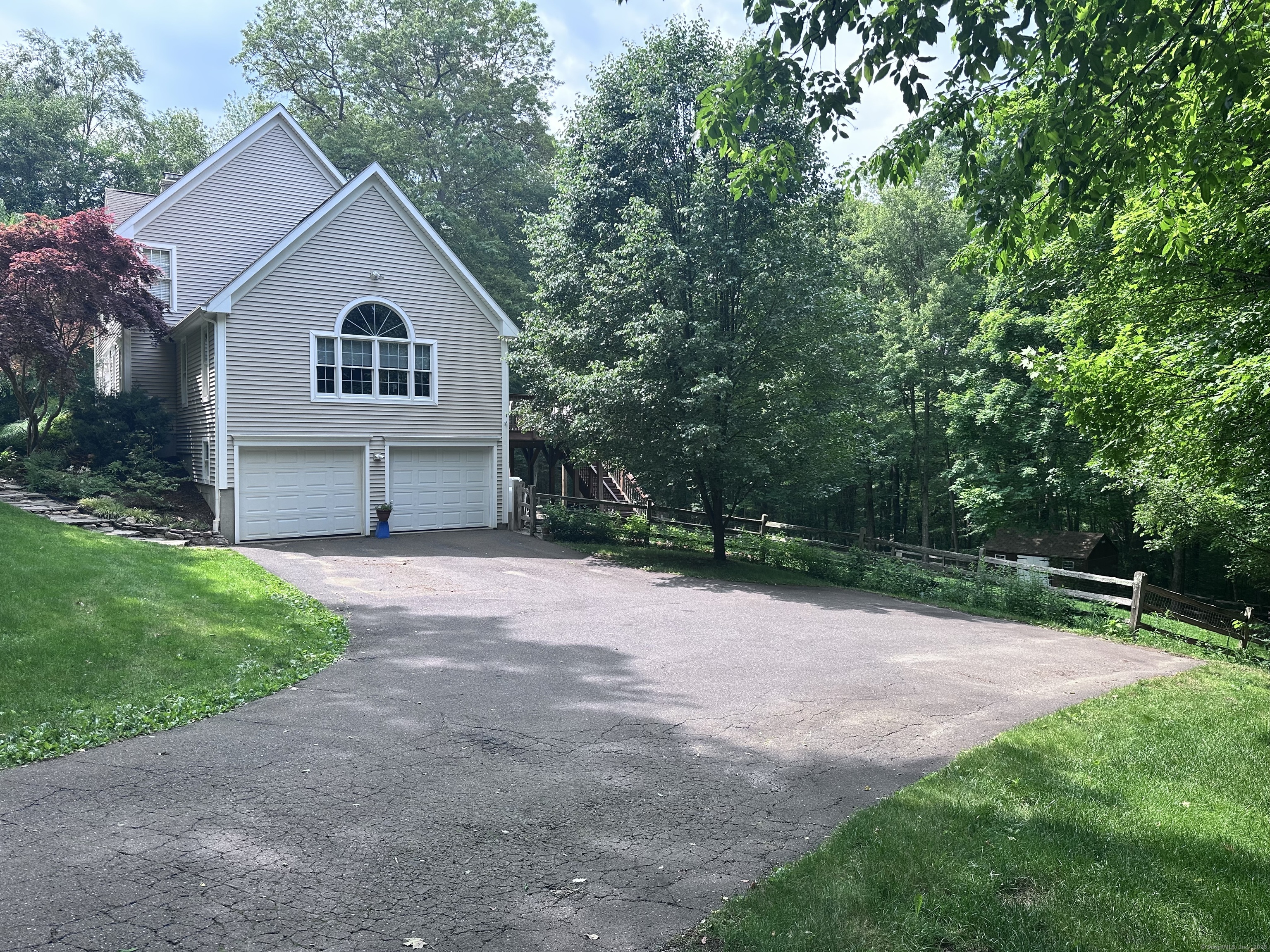 20 Summerwood Ridge