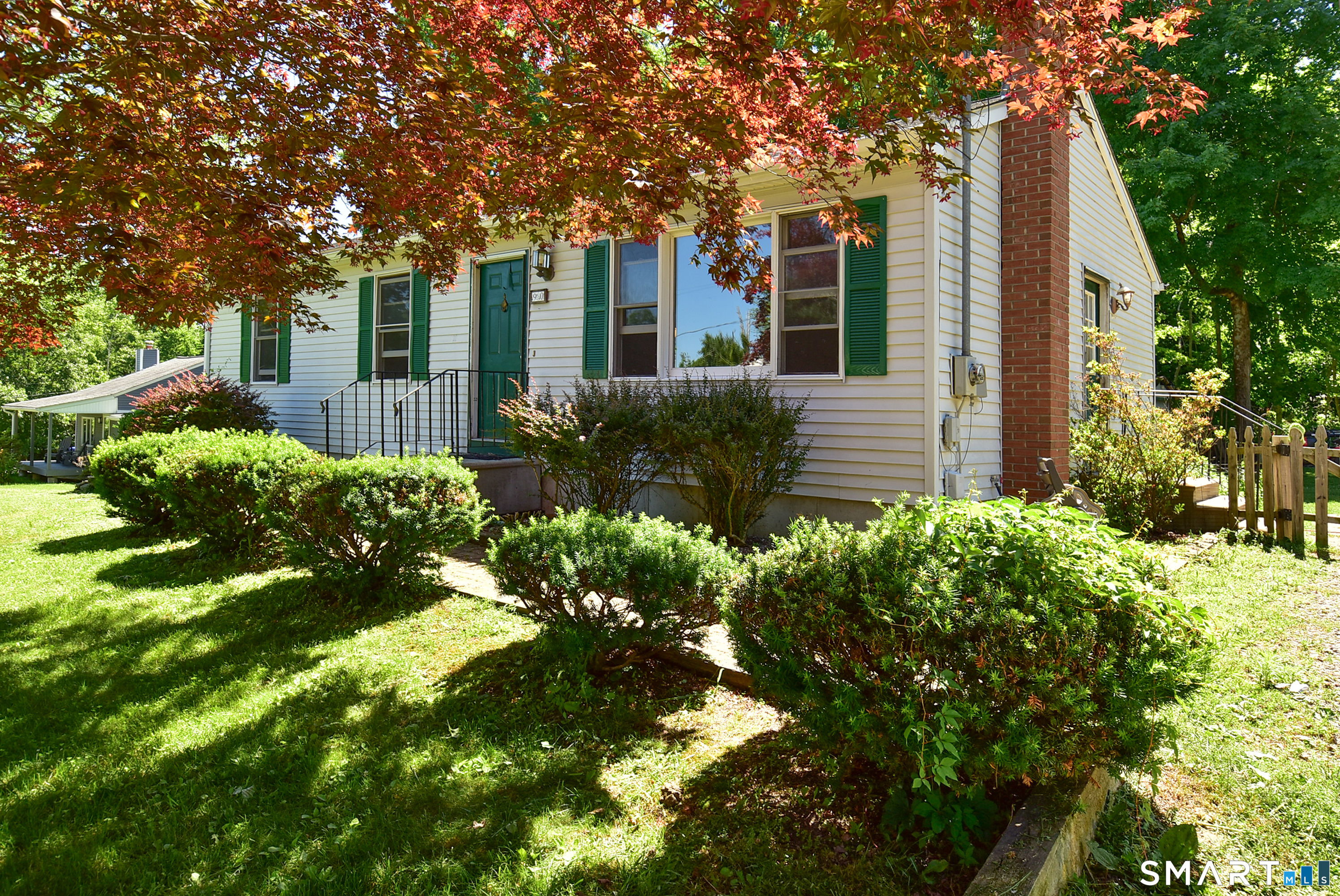90 Forest Road