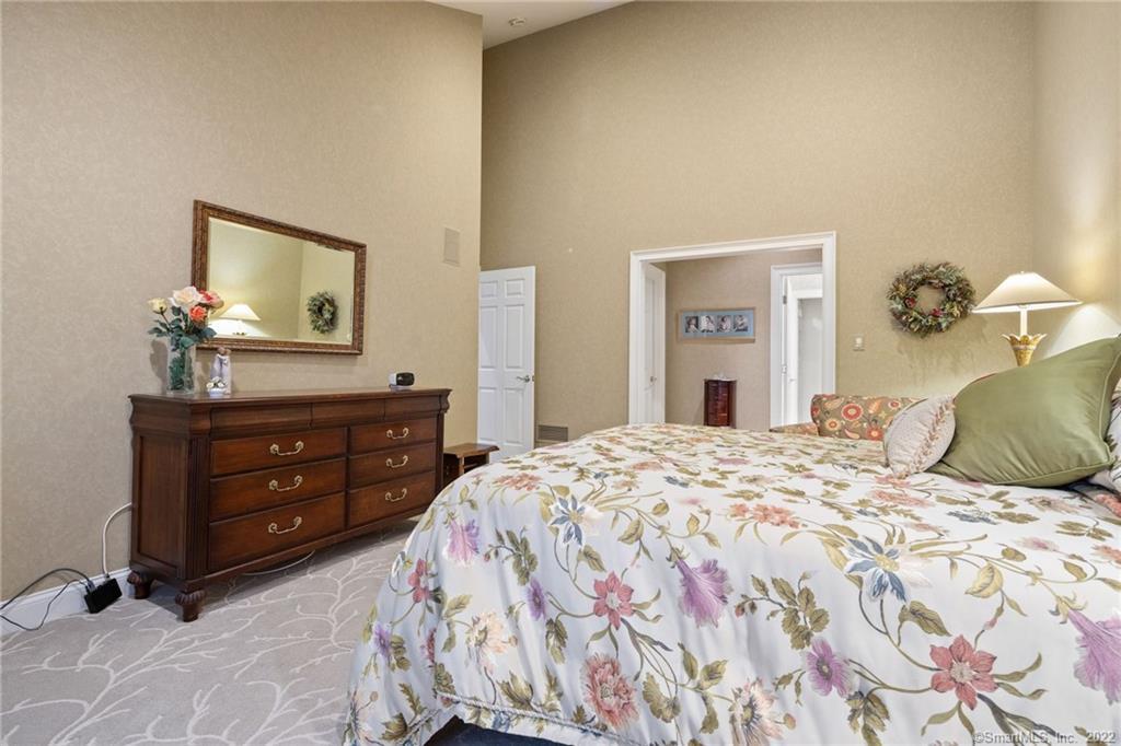 Photo 18 of 38 of 2 Thistle Hollow 2 townhome