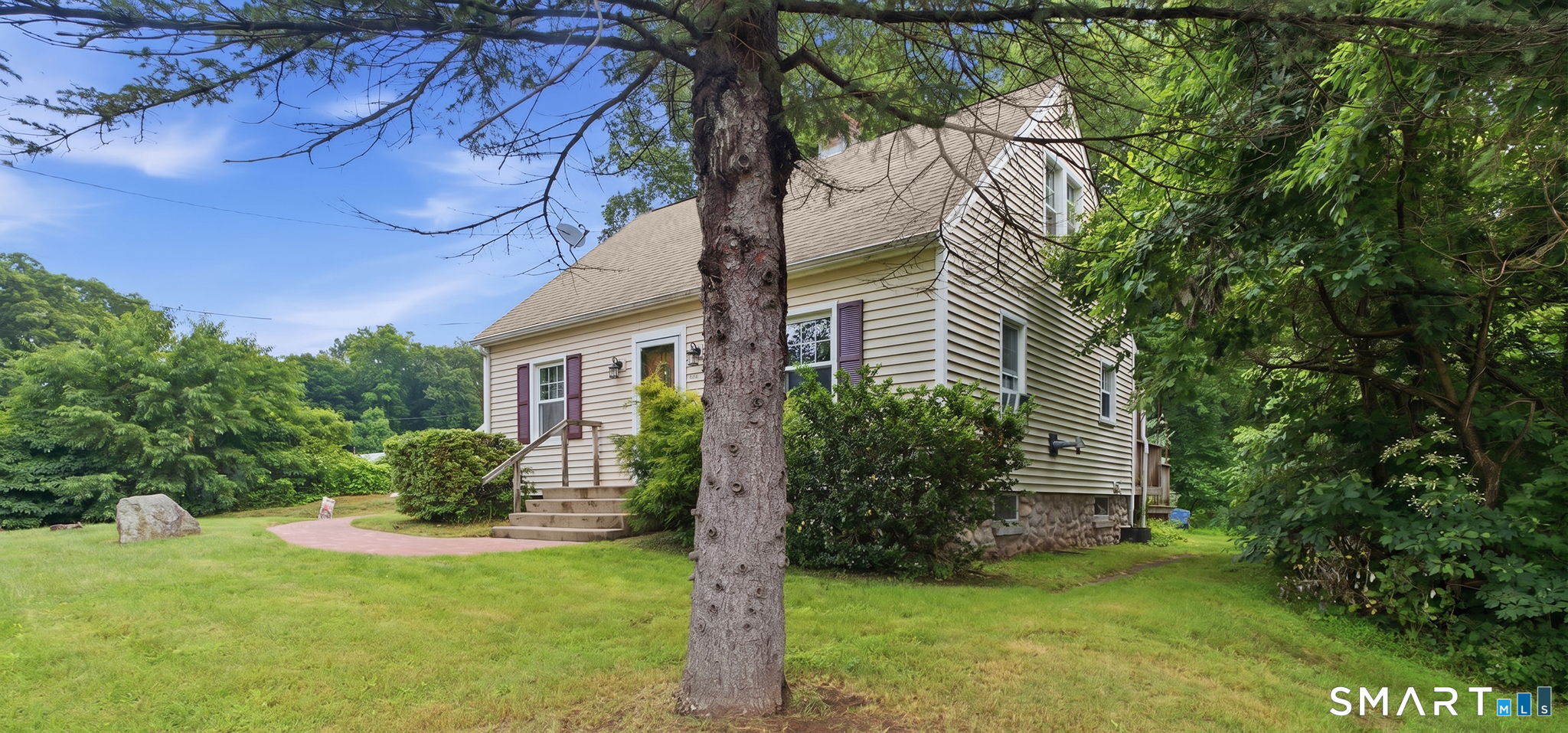 84 Lakeview Avenue