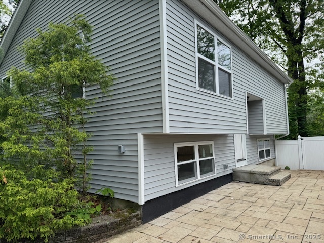 499 Woodlawn Avenue Extension, Bridgeport, Connecticut image 2