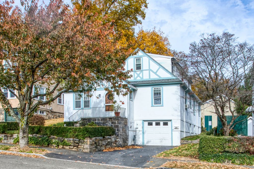 Photo of 30 Sherman Avenue, Greenwich, CT 06830 (MLS # 24136920)