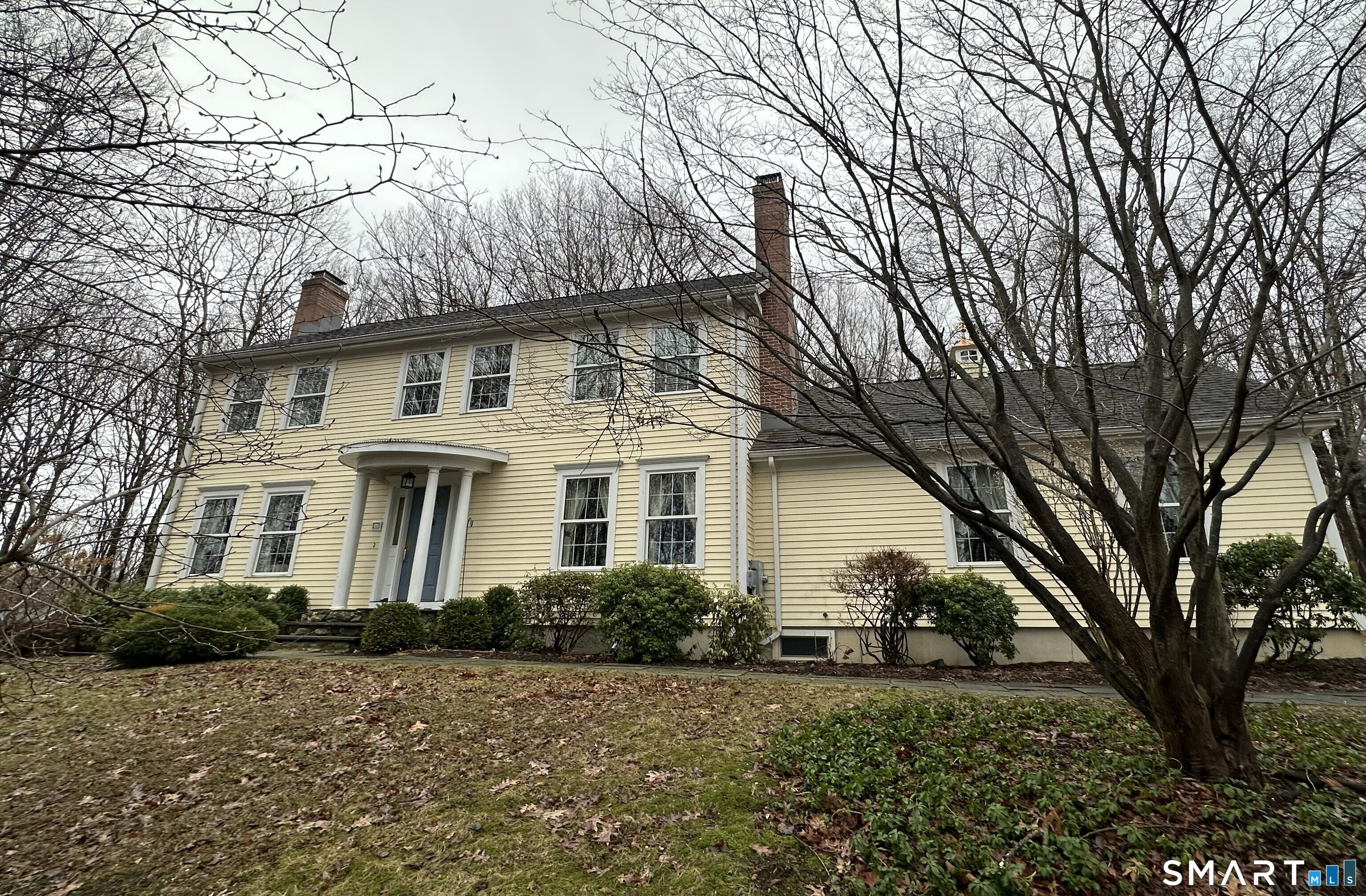 16 Jonathan Drive