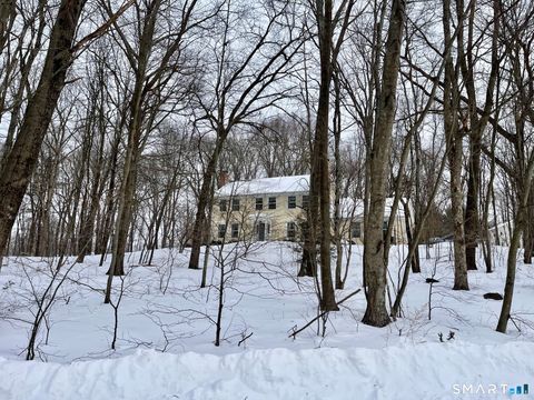 16 Jonathan Drive Roxbury CT 06783