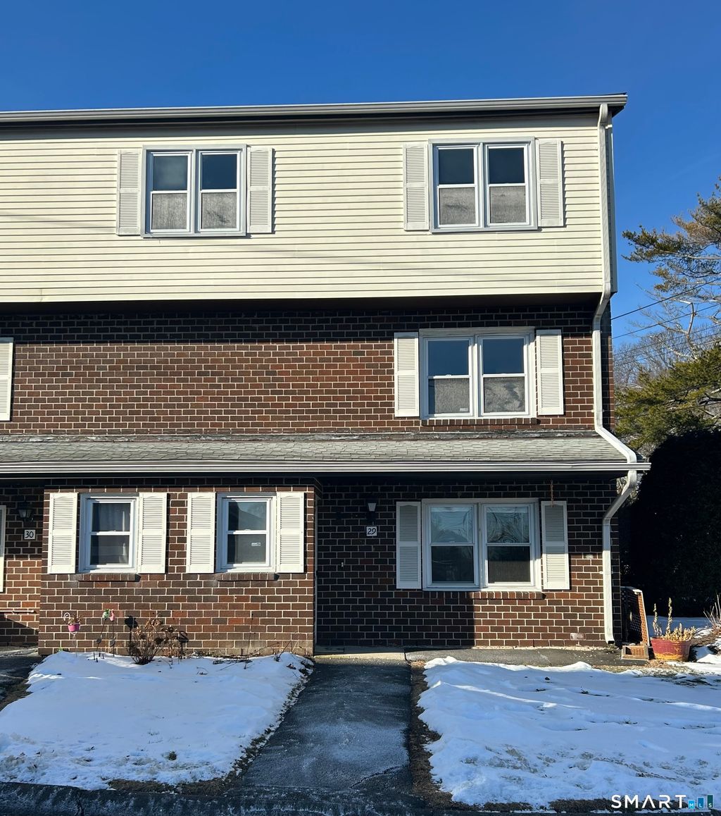 Photo of 29 Savin Park #29, West Haven, CT 06516 (MLS # 24145964)