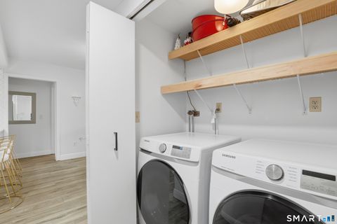 Tiny photo for 814 Popes Island Road #814, Milford, CT 06461 (MLS # 24161985)