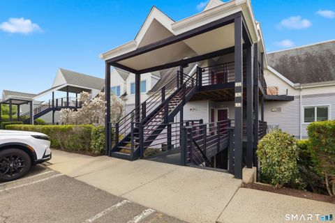 Tiny photo for 814 Popes Island Road #814, Milford, CT 06461 (MLS # 24161985)