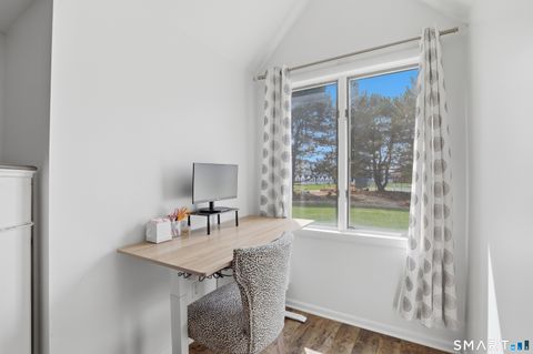 Tiny photo for 814 Popes Island Road #814, Milford, CT 06461 (MLS # 24161985)