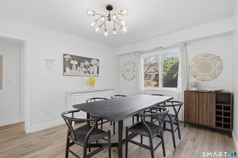 Tiny photo for 814 Popes Island Road #814, Milford, CT 06461 (MLS # 24161985)