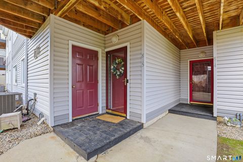 Tiny photo for 814 Popes Island Road #814, Milford, CT 06461 (MLS # 24161985)