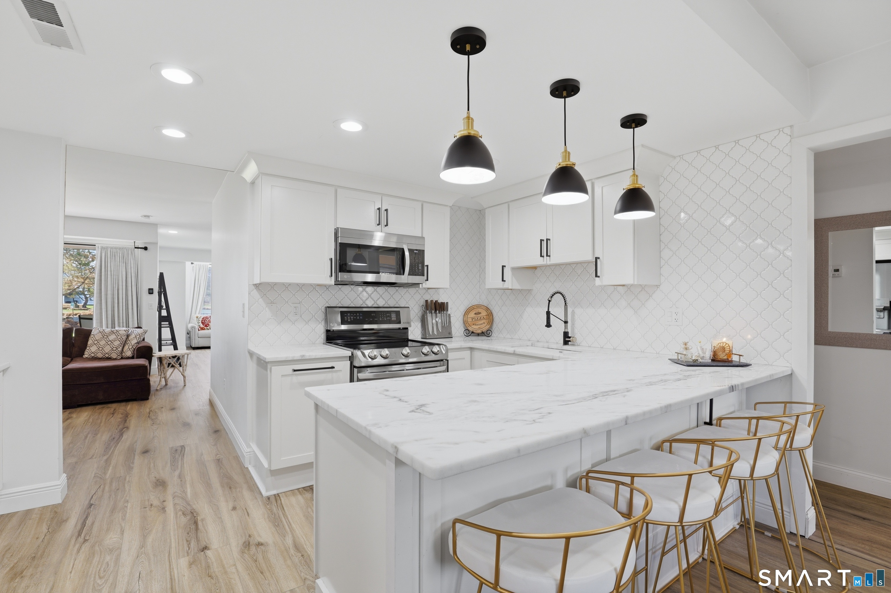 814 Popes Island Road 814