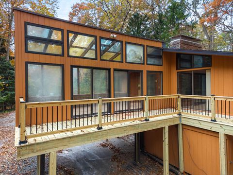 Tiny photo for 16 Longview Avenue, Waterford, CT 06385 (MLS # 24137762)