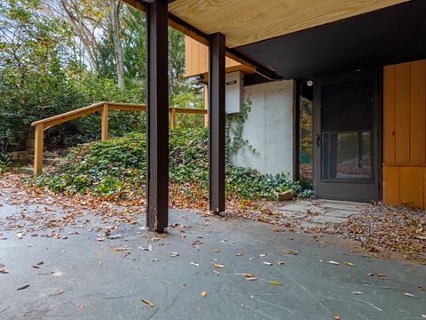 Tiny photo for 16 Longview Avenue, Waterford, CT 06385 (MLS # 24137762)