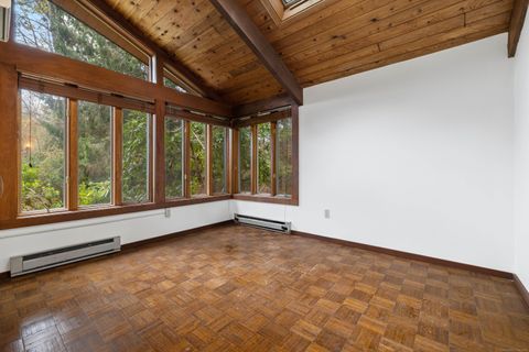 Tiny photo for 16 Longview Avenue, Waterford, CT 06385 (MLS # 24137762)