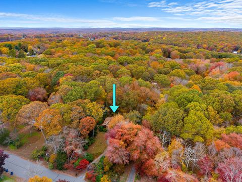 Tiny photo for 16 Longview Avenue, Waterford, CT 06385 (MLS # 24137762)