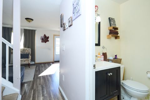 Tiny photo for 146 Coach Circle #5, Naugatuck, CT 06770 (MLS # 24132585)