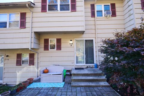 Tiny photo for 146 Coach Circle #5, Naugatuck, CT 06770 (MLS # 24132585)