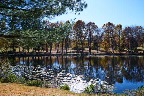 Tiny photo for 146 Coach Circle #5, Naugatuck, CT 06770 (MLS # 24132585)