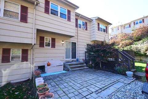 Tiny photo for 146 Coach Circle #5, Naugatuck, CT 06770 (MLS # 24132585)