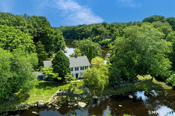21 RIVER RD, ESSEX, CT 06426 - Image b0ac8a14bd4d8bcc0a11d2c95ff5fc3a/792302635