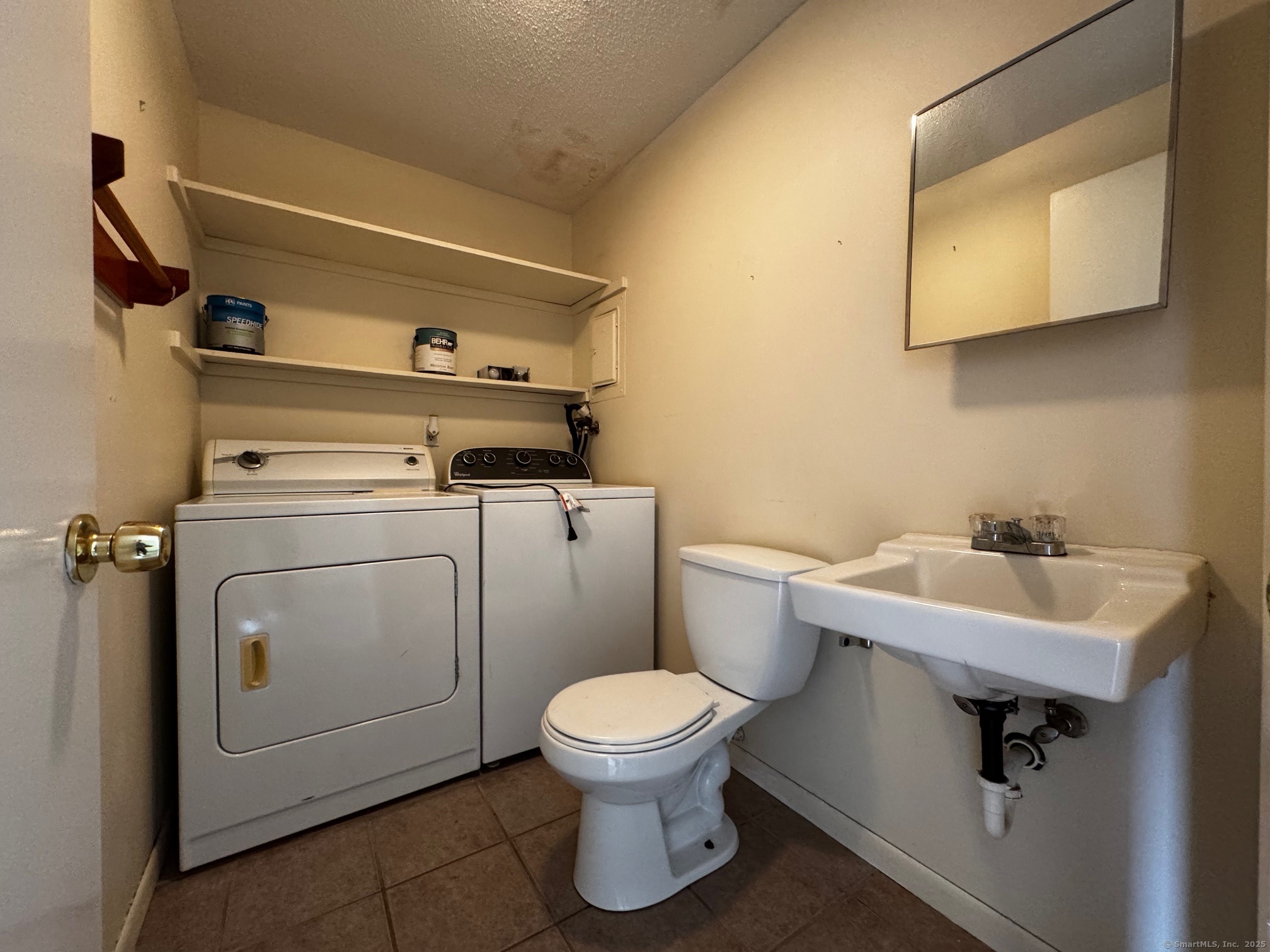 136 Westbury Park Road APT C