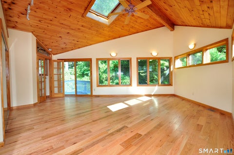 Tiny photo for 6 Tamarack Lane #6, Simsbury, CT 06070 (MLS # 24208846)