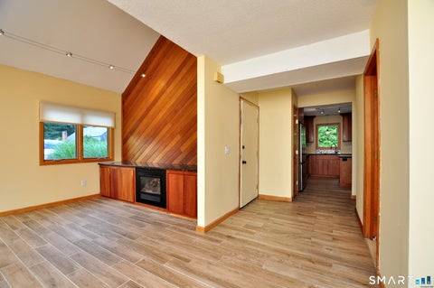 Tiny photo for 6 Tamarack Lane #6, Simsbury, CT 06070 (MLS # 24208846)