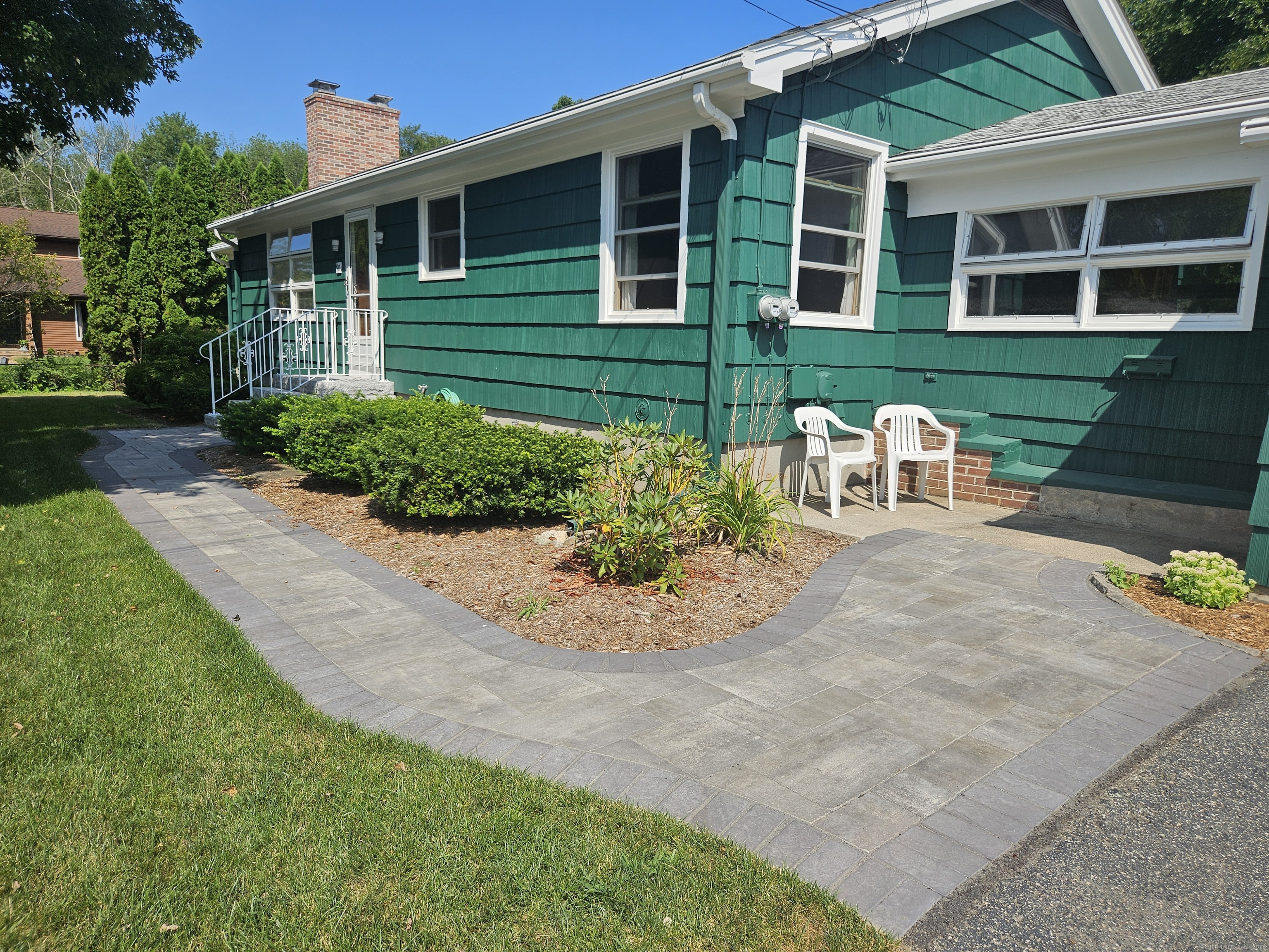 90 Westwood Drive