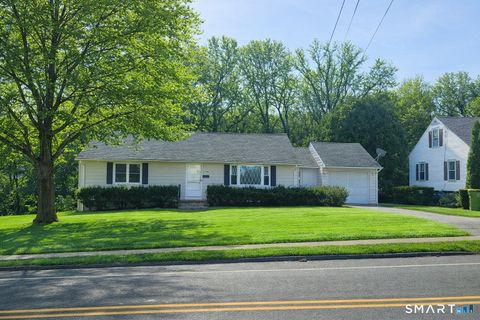 2916 East Main Street Waterbury CT 06705