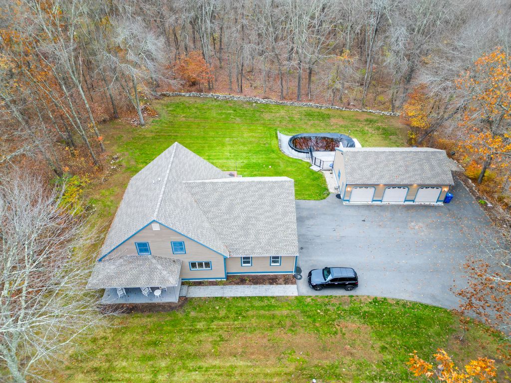 Photo of 15 Forsyth Road, Montville, CT 06370 (MLS # 24142362)